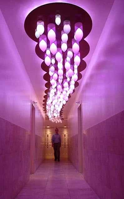 Una instalación LED para el hogar que redefine los espacios de la vida moderna