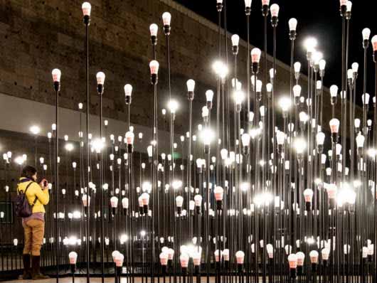 Instalación lumínica LEDscape por LIKEarchitects