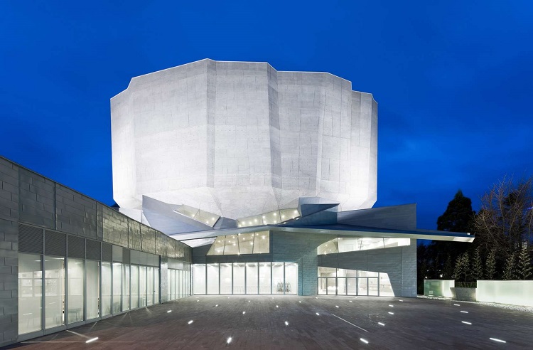 Diseño y arquitectura en Japón: Centro Cultural Yurihonjo