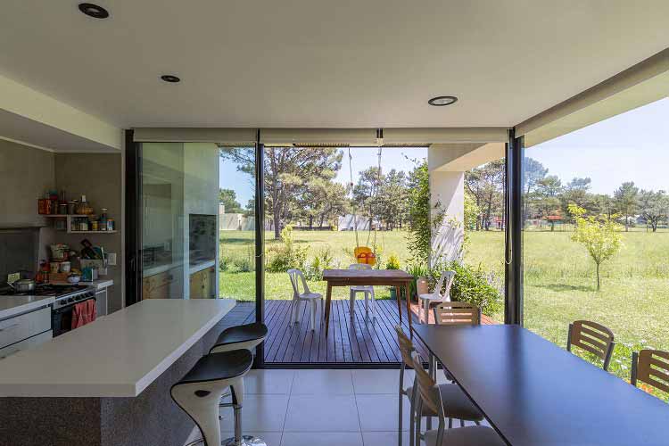 House Lucerna, estilo en la costa atlántica