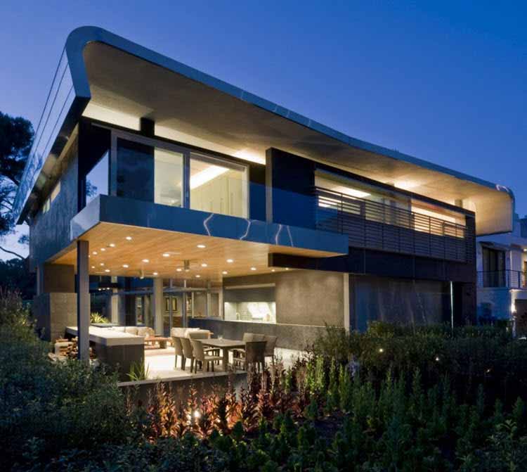 Una casa con un diseño e iluminación únicos en California