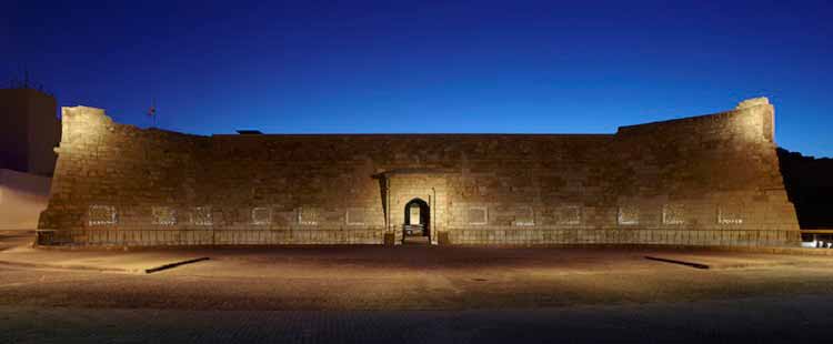 El encanto de la iluminación del Fuerte Victoria Grande en Melilla