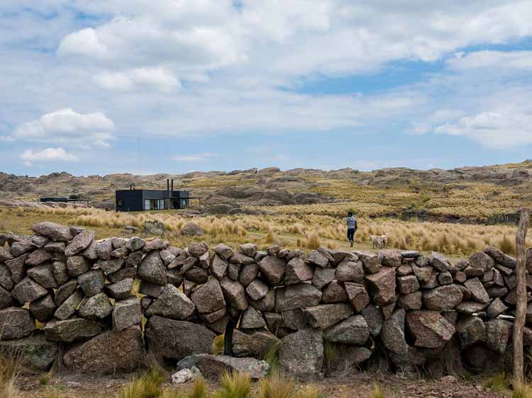 Casa Pampa: creación entre la naturaleza