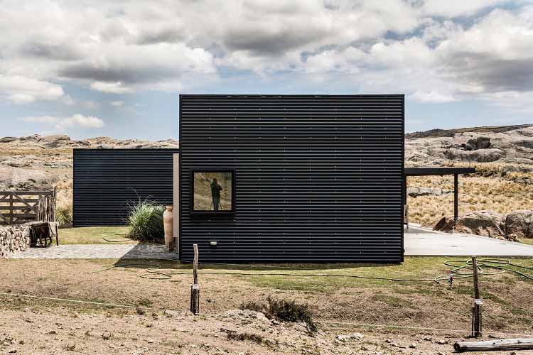 Casa Pampa: creación entre la naturaleza