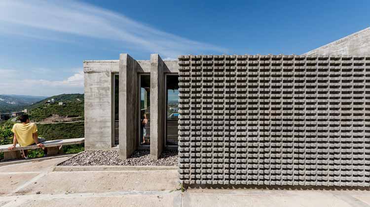 Una vivienda en las pendientes cordobesas 