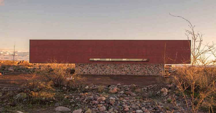 El sofisticado diseño de Casa Evans en Tunuyán, Argentina