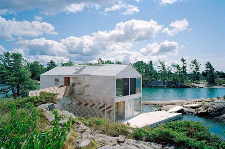 Una casa flotante en Canadá sorprende por su tipo de construcción única