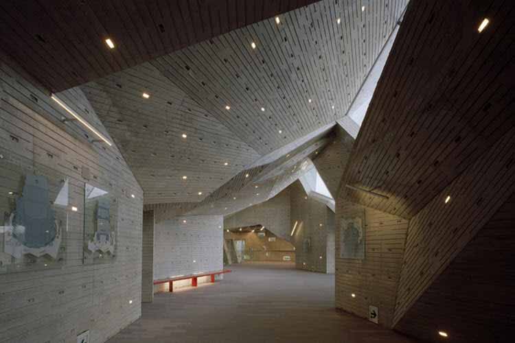 Un centro cultural en Japón sorprende con su arquitectura única