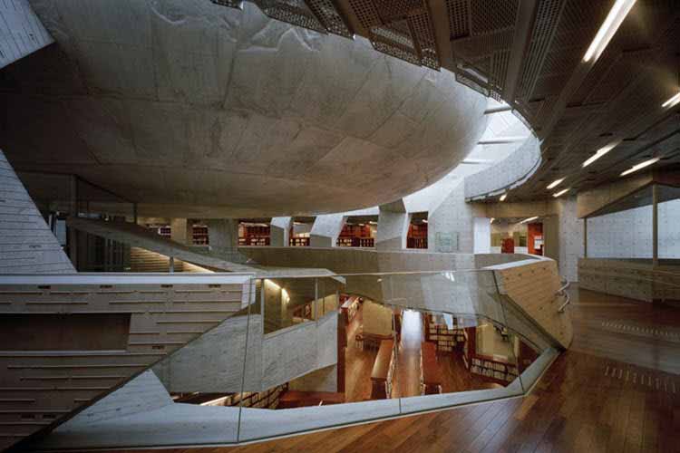 Un centro cultural en Japón sorprende con su arquitectura única