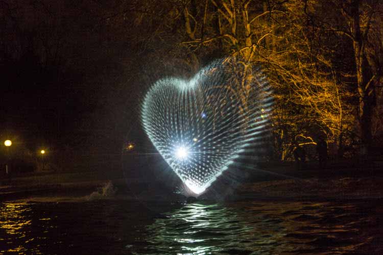 Innovadora instalación de luz en un jardín botánico de Frankfurt