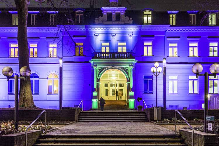 Innovadora instalación de luz en un jardín botánico de Frankfurt