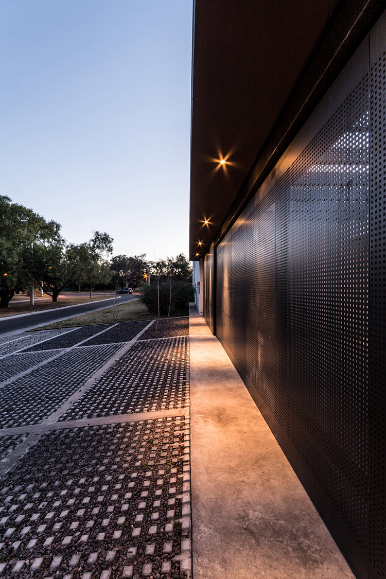 Una casa en Córdoba muestra su diseño e iluminación