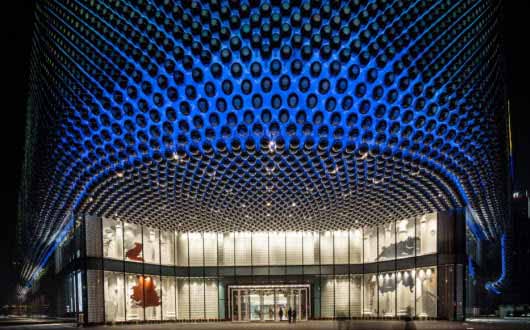 El magnífico diseño e iluminación del Hanjie Wanda Square en China