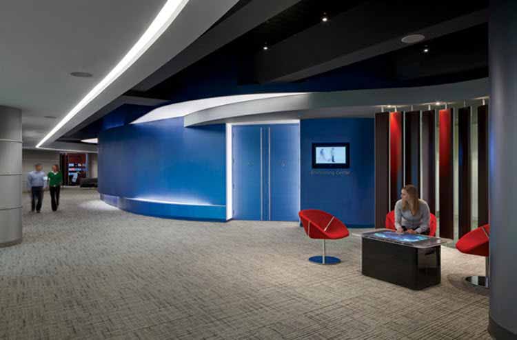 Microsoft Technology Centers muestra su nuevo diseño e iluminación