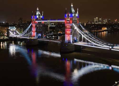 Tower Bridge/ Citelum: iluminación LED para los juegos olímpicos Tower Bridge/ Citelum: iluminación LED para los juegos olímpicos