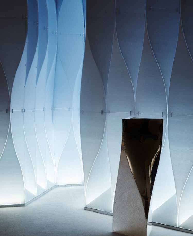 Una instalación artística con una iluminación que cambia según las pulsaciones de los visitantes