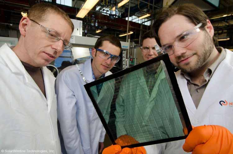 Un nuevo tipo de ventana de energía solar promete transformar cada rascacielos en un recolector de energía solar