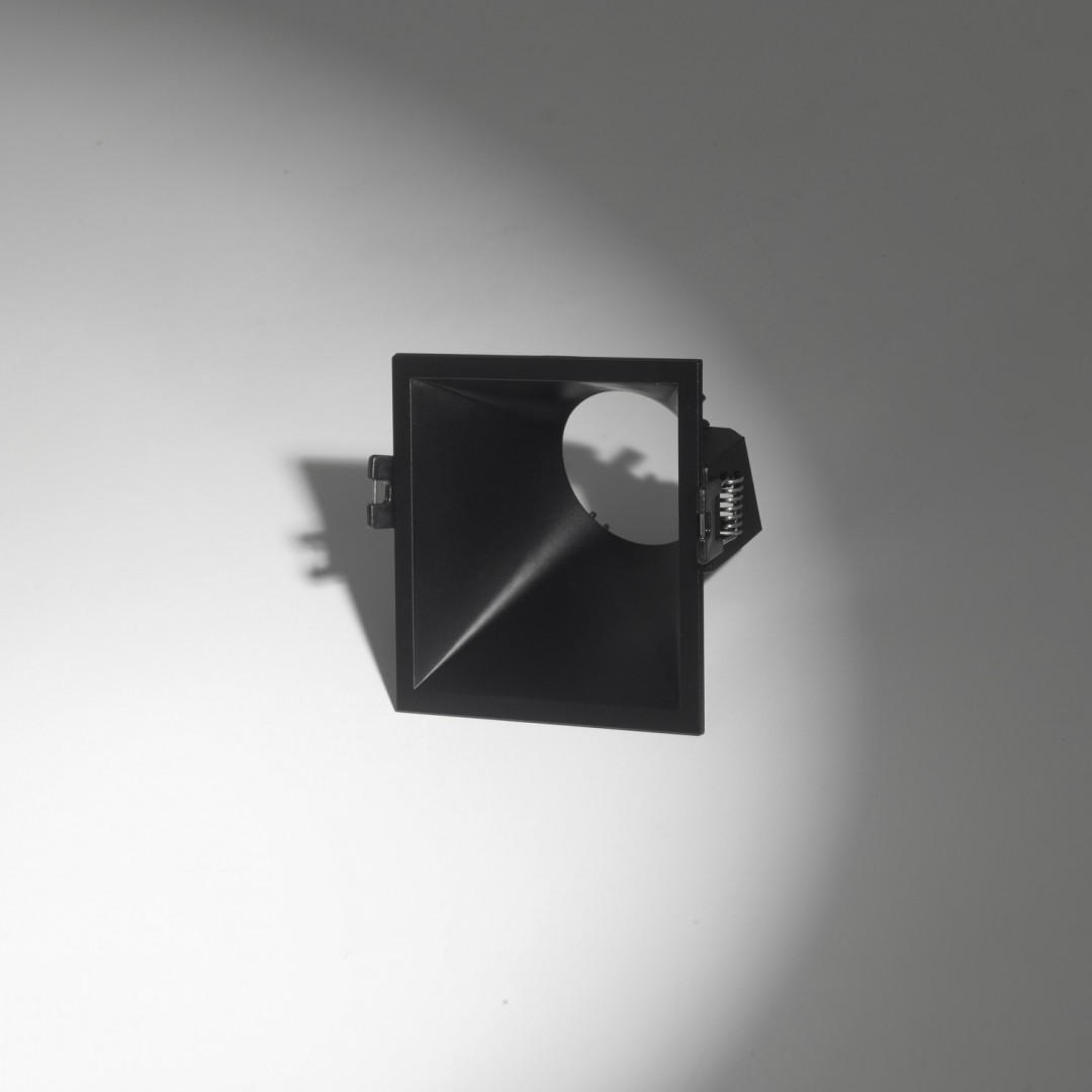 Leuk Iluminación - UK11 NEGRO - 6680 - Empotrable de Techo